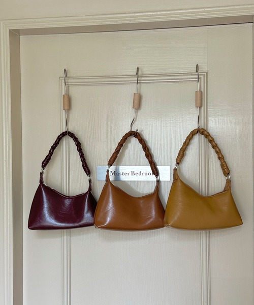 Chiina（チーナ）の「Chiina/ツイストワンハンドルバッグ（ハンドバッグ・レディース・ブラウン系その他/レオパード/ゼブラ/キャメル/ブラック/レッド/ホワイト/ライトブルー・FREE）」の18枚目の写真