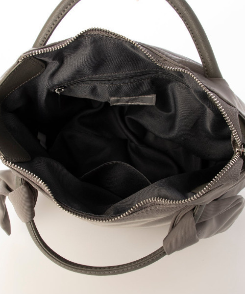 cache cache（カシュ カシュ）の「カシュカシュ cachecache / 下がりリボンナイロン2wayミニトートバッグ（トートバッグ・レディース・グレー/ベージュ系その他/ブラック・FREE）」の12枚目の写真