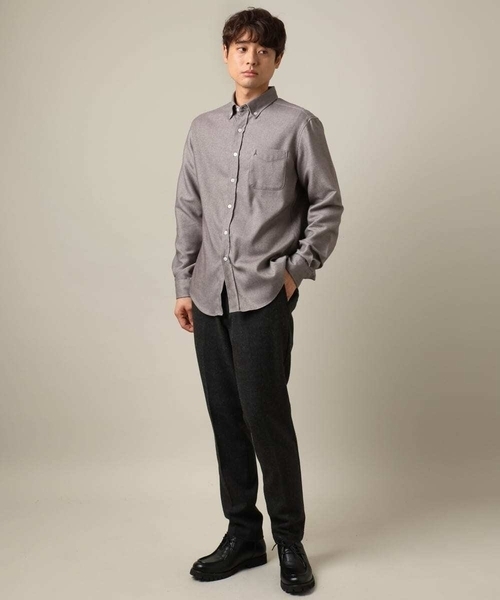 a.v.v（アーヴェヴェ）の「【洗濯機で洗える/通勤/セレモニー】シャークスキン起毛ストレッチイージースラックス(セットアップ可）（スラックス・メンズ・チャコールグレー・46/48/50）」の4枚目の写真