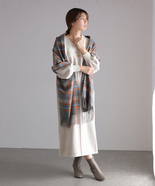 La TOTALITE（ラトータリテ）の「2WAYフェイクスエードワンピース（ワンピース・レディース・ブラック/ホワイト/ブルー・FREE）」の8枚目の写真