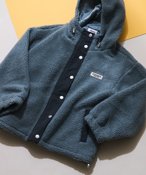 CONVERSE（コンバース）の「【CONVERSE/コンバース】ブランドネームタグ シープボア切り替え フードジャケット/フーディ―/ドローコード付（ブルゾン・レディース・アイボリー/グレイッシュブルー/ブラック/ベージュ・LARGE/MEDIUM）」の4枚目の写真