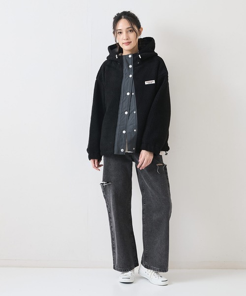 CONVERSE（コンバース）の「【CONVERSE/コンバース】ブランドネームタグ シープボア切り替え フードジャケット/フーディ―/ドローコード付（ブルゾン・レディース・アイボリー/グレイッシュブルー/ブラック/ベージュ・LARGE/MEDIUM）」の16枚目の写真