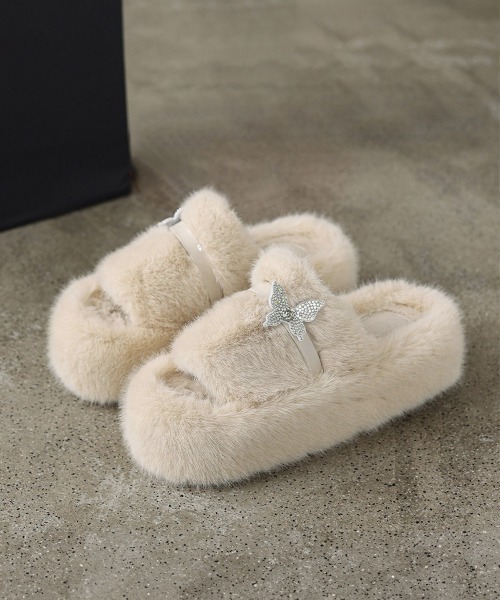 Miniministore(ミニミニストア)の「厚底ファーサンダル 蝶々 スリッパ 秋冬(サンダル・レディース・ベージュ/オフホワイト/ブラック・22.5cm/23.0cm/23.5cm/24.0cm/25.0cm/24.5cm)」の18枚目の写真