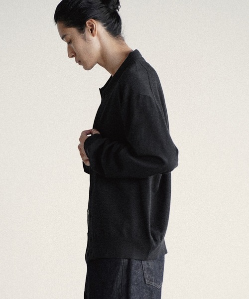 WYM LIDNM(ウィム バイ リドム)の「T/C BASIC KNIT SHIRT CARDIGAN(シャツ/ブラウス・メンズ・アッシュブラウン/ライトグレー/チャコール/グレー系/レッド/グレイッシュベージュ/ダークブルー/ブラウン・S/M/L)」の10枚目の写真