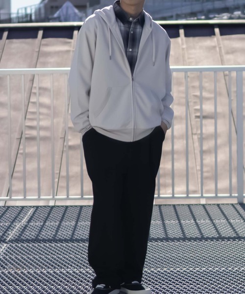 NAVY(ネイビー)の「NAVY 速乾ジョーゼットZIPパーカー【UVカット】(パーカー・メンズ・ブラック/グレー/グレイッシュベージュ/ブルーグレー/ネイビー/チャコールグレー/ブルー・M/XL/L/S/XXL)」の8枚目の写真