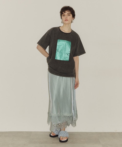 LA BELLE ETUDE(ラベルエチュード)の「スクエア箔プリントTシャツ(Tシャツ/カットソー・レディース・ホワイト/グレー・0/1)」の3枚目の写真