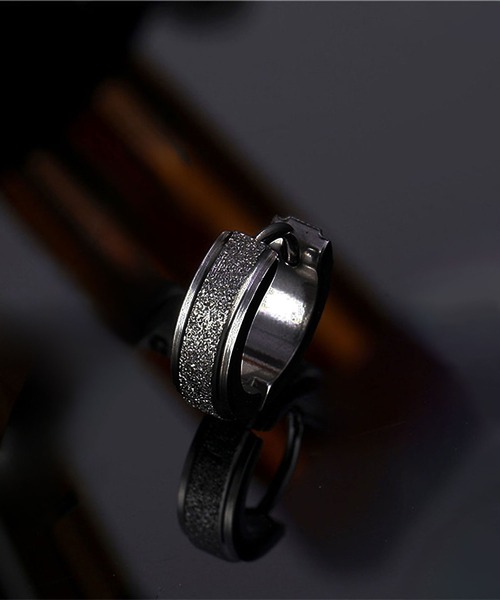 SBG（エスビー）の「SBG グリッターフープピアス 片耳（ピアス（片耳用）・メンズ・ブラック/ゴールド/シルバー・FREE）」の9枚目の写真