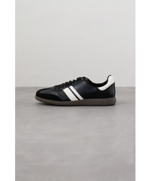 AZUL by moussy（アズールバイマウジー）の「ダブルラインスニーカー（スニーカー・メンズ・ブラック・MEDIUM/LARGE）」の3枚目の写真