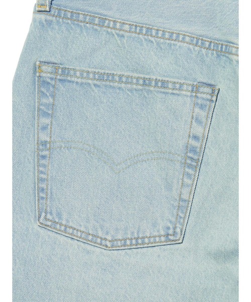 Levi's(リーバイス)の「Levi's/リーバイス BLUETAB(TM) 1980's 501(R) ジーンズ ライトインディゴ MADE IN JAPAN(デニムパンツ・メンズ・インディゴブルー・28inch/30inch/32inch/34inch/36inch)」の5枚目の写真