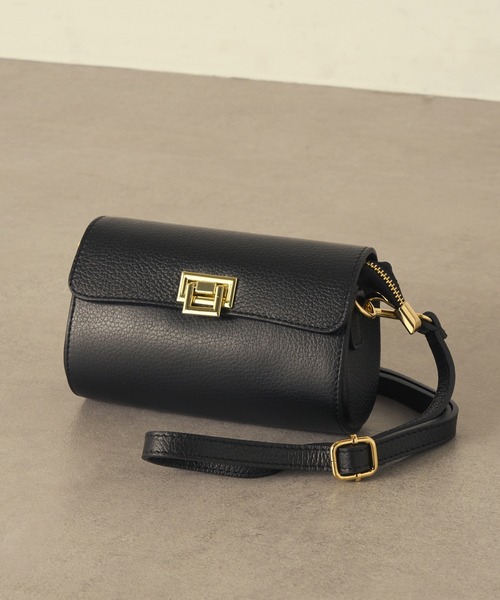 AULENTTI（オウレンティ）の「【AULENTTI】イタリアンレザー ショルダーバッグ LB-85894-DO（ショルダーバッグ・レディース・ブラウン/ブラック/グレイッシュベージュ・FREE）」の9枚目の写真