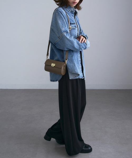 AULENTTI（オウレンティ）の「【AULENTTI】イタリアンレザー ショルダーバッグ LB-85894-DO（ショルダーバッグ・レディース・ブラウン/ブラック/グレイッシュベージュ・FREE）」の15枚目の写真