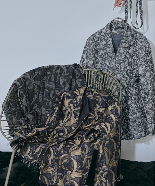 Ezick（エジック）の「Lady mode flower　ジャガードジャケット（テーラードジャケット・レディース・ブラック/グレー/ゴールド・FREE）」の14枚目の写真