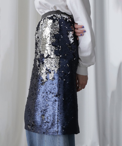 ROSE BUD(ローズバッド)の「SPANGLE SKIRT(スカート・レディース・ネイビー/ゴールド・ONE SIZE)」の7枚目の写真