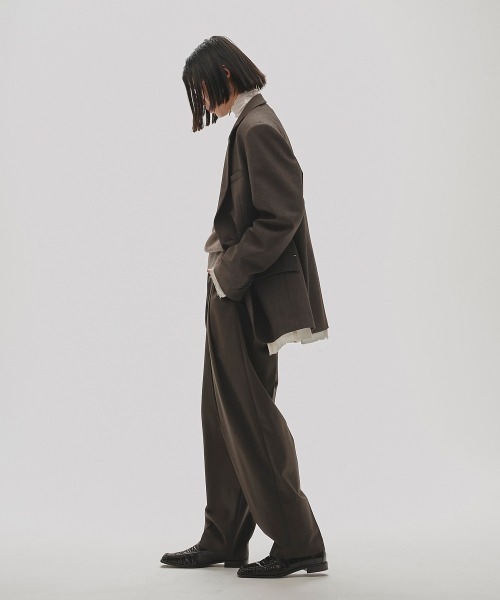 Tapered Tuck Trousers（その他パンツ）｜TODAYFUL（トゥデイ