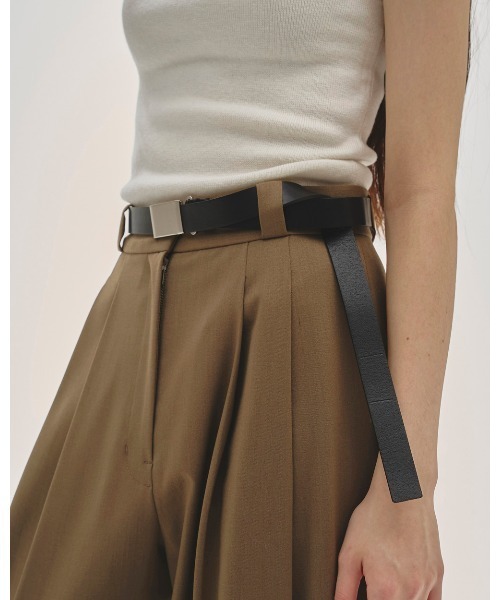 Tapered Tuck Trousers（その他パンツ）｜TODAYFUL（トゥデイ