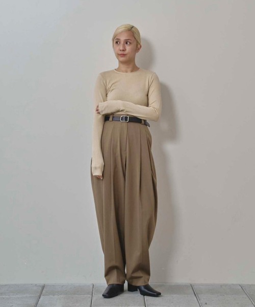 Tuck Tapered Trousers トゥデイフル TODAYFUL(トゥデイフル) Tapered Tuck Trousers | サウス