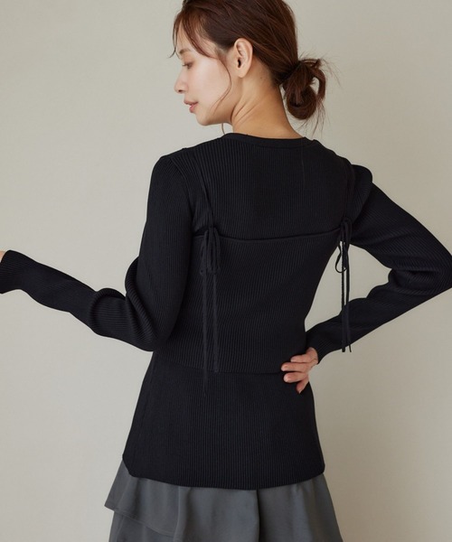 mysty woman(ミスティウーマン)の「Vネックカーディガン×ニットビスチェSET 324730(カーディガン/ボレロ・レディース・ブラック/ライトグリーン/オフホワイト・FREE)」の16枚目の写真