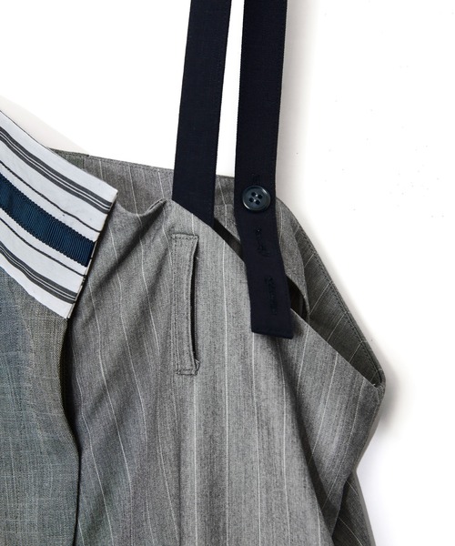 AULA AILA（アウラアイラ）の「アシンメトリーサロペット（サロペット/オーバーオール・レディース・ブラック/グレー/グレイッシュベージュ・1/0）」の16枚目の写真