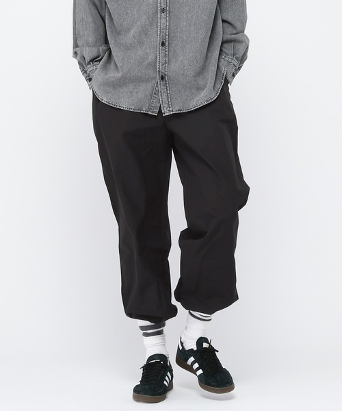 3.3 Field Trip （3.3フィールドトリップ）の「3.3 Field Trip／ナイロンジョガーパンツ（カーゴパンツ・メンズ・チャコール/ブラック・FREE）」の2枚目の写真