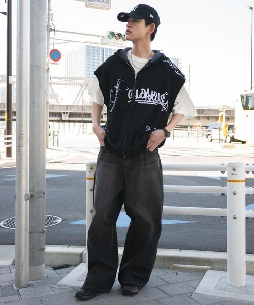 WEGO（ウィゴー）の「WEGO/ジャガードノースリジップパーカー（ベスト・メンズ・グレー/ブラック・MEDIUM/LARGE）」の3枚目の写真