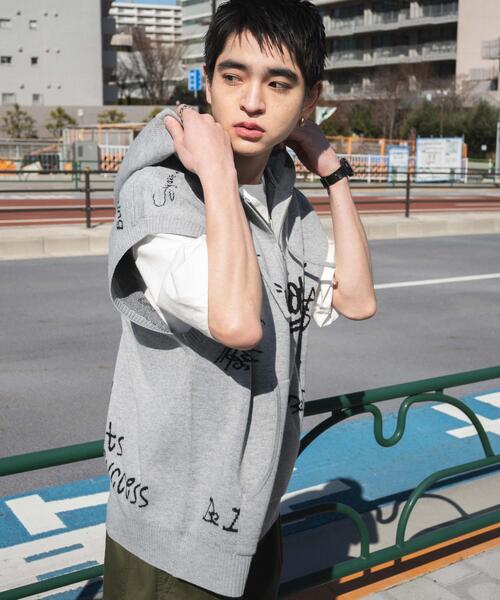 WEGO（ウィゴー）の「WEGO/ジャガードノースリジップパーカー（ベスト・メンズ・グレー/ブラック・MEDIUM/LARGE）」の12枚目の写真