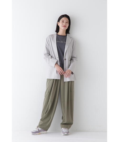 human woman（ヒューマンウーマン）の「◆CU/PEフィブリルサテンストレッチパンツ（カーゴパンツ・レディース・ベージュ/カーキ・MEDIUM/SMALL）」の21枚目の写真