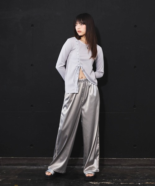 DIP IN CHOCOLATE(ディップインチョコレート)の「アシメデザインカットソー【DIP IN CHOCOLATE】(Tシャツ/カットソー・レディース・ブラック/グレー/オフホワイト・F)」の12枚目の写真