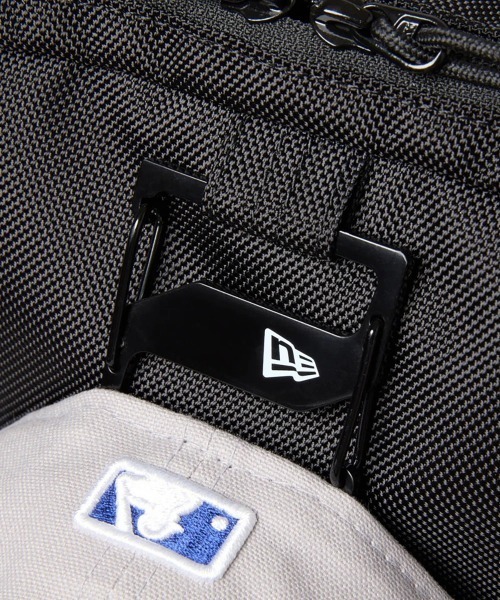 NEW ERA(ニューエラ)の「NEW ERA/ニューエラ Bz Smart Pack 28L(バックパック/リュック・メンズ・ブラック・FREE)」の5枚目の写真