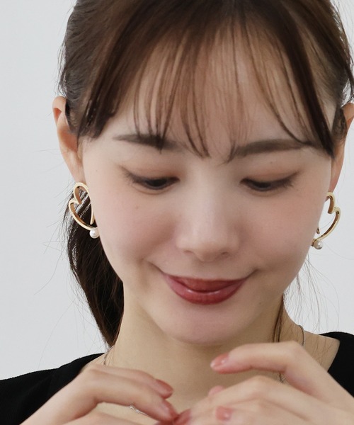 BLUEEAST(ブルーイースト)の「パール付ハートピアス / ニッケルフリー(ピアス(両耳用)・レディース・シルバー/ゴールド・FREE)」の14枚目の写真