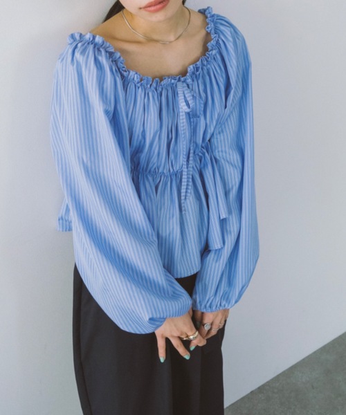 DRWCYS（ドロシーズ）の「オフショルギャザーリボンブラウス（シャツ/ブラウス・レディース・ホワイト/ベージュ/ネイビー/ブルー・FREE）」の15枚目の写真