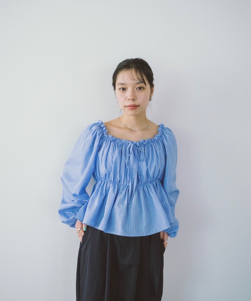 DRWCYS（ドロシーズ）の「オフショルギャザーリボンブラウス（シャツ/ブラウス・レディース・ホワイト/ベージュ/ネイビー/ブルー・FREE）」の17枚目の写真