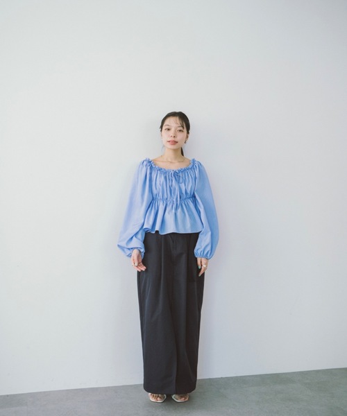 DRWCYS（ドロシーズ）の「オフショルギャザーリボンブラウス（シャツ/ブラウス・レディース・ホワイト/ベージュ/ネイビー/ブルー・FREE）」の18枚目の写真