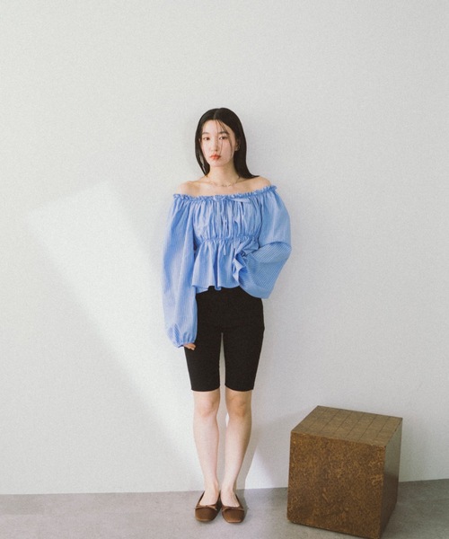 DRWCYS（ドロシーズ）の「オフショルギャザーリボンブラウス（シャツ/ブラウス・レディース・ホワイト/ベージュ/ネイビー/ブルー・FREE）」の9枚目の写真