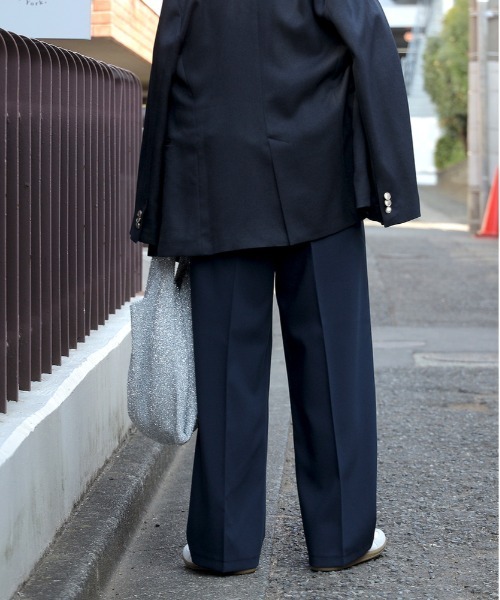 Right-on(ライトオン)の「【OWN】「キレカナ」3Dワイドパンツ(その他パンツ・レディース・ネイビー/ベージュ/ブラック・M/L/XL/S)」の13枚目の写真