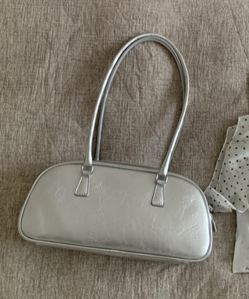 Mela(メラ)の「RIBBON × MINI BOSTON BAG(ボストンバッグ・レディース・シルバー・FREE)」の9枚目の写真