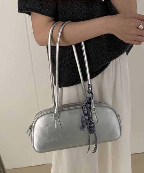 Mela(メラ)の「RIBBON × MINI BOSTON BAG(ボストンバッグ・レディース・シルバー・FREE)」の18枚目の写真