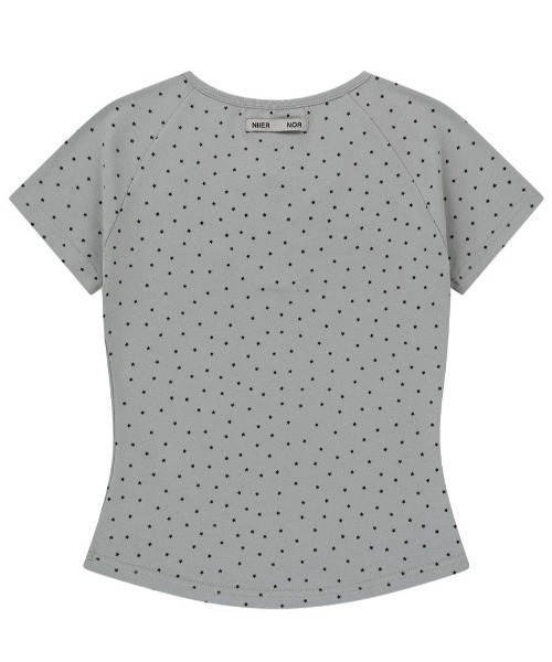 NIIER NOR（ニアノア）の「A'GEM/9 × .kom 『NIIER NOR/ニーアノア』 SHIRRING STAR BUTTON DOWN TEE/シャーリング スター ボタンダウン TEE（Tシャツ/カットソー・レディース・グレー/アイボリー・FREE）」の13枚目の写真