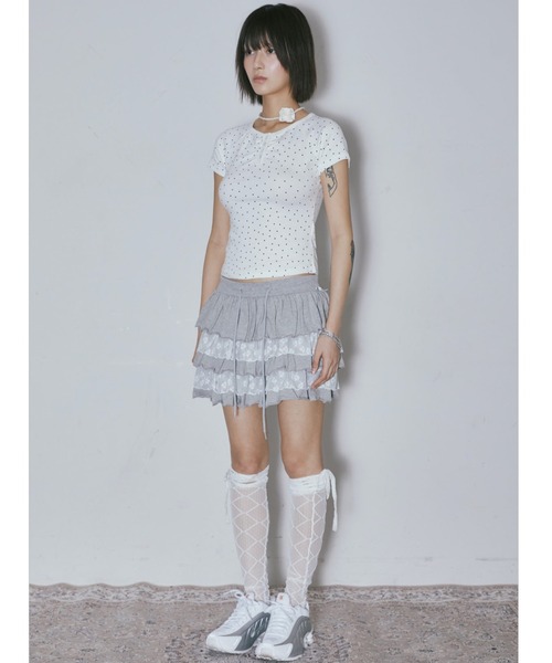 NIIER NOR（ニアノア）の「A'GEM/9 × .kom 『NIIER NOR/ニーアノア』 SHIRRING STAR BUTTON DOWN TEE/シャーリング スター ボタンダウン TEE（Tシャツ/カットソー・レディース・グレー/アイボリー・FREE）」の11枚目の写真