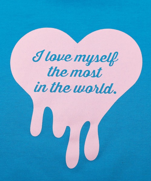 URBAN CHERRY（アーバンチェリー）の「【吸水速乾】オーバーサイズハートロゴプリントTシャツ（Tシャツ/カットソー・キッズ・ホワイト/レッド/ブルー/チャコール・110cm/120cm/130cm/140cm/150cm）」の5枚目の写真