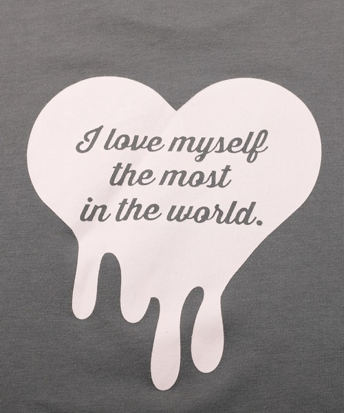 URBAN CHERRY（アーバンチェリー）の「【吸水速乾】オーバーサイズハートロゴプリントTシャツ（Tシャツ/カットソー・キッズ・ホワイト/レッド/ブルー/チャコール・110cm/120cm/130cm/140cm/150cm）」の7枚目の写真