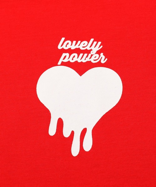 URBAN CHERRY（アーバンチェリー）の「【吸水速乾】オーバーサイズハートロゴプリントTシャツ（Tシャツ/カットソー・キッズ・ホワイト/レッド/ブルー/チャコール・110cm/120cm/130cm/140cm/150cm）」の8枚目の写真