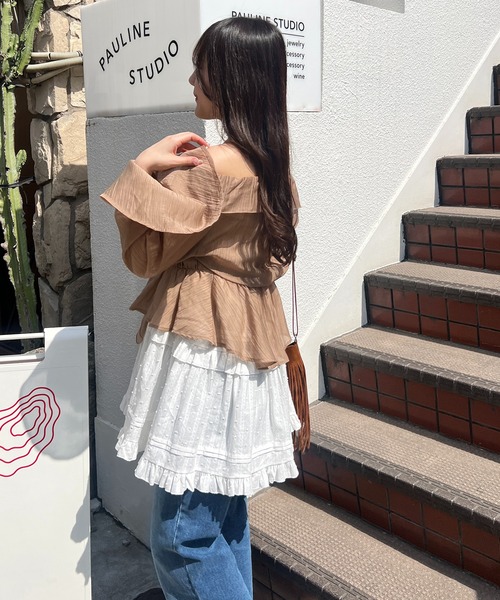 continuer de NICE CLAUP（コンティニューデナイスクラップ）の「【@_chipi2xセレクト】楊柳シアーラッフルブラウス（シャツ/ブラウス・レディース・キャメル/ピンク/オフホワイト/サックスブルー・FREE）」の9枚目の写真