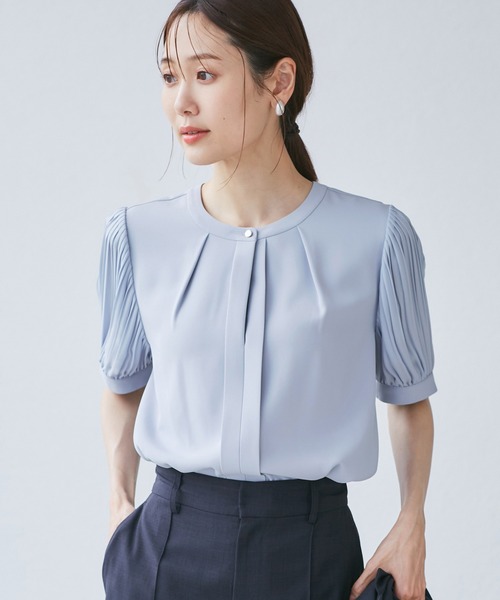 ROPE' PICNIC(ロペピクニック)の「袖プリーツハーフスリーブブラウス(シャツ/ブラウス・レディース・ホワイト/チャコールグレー/サックスブルー/ピンク・38)」の3枚目の写真