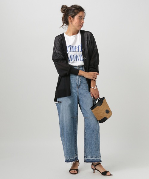 BAYFLOW（ベイフロー）の「[ウエストゴム仕様でノンストレス]アソートカーブデニム（デニムパンツ・レディース・ライトブルー/サックスブルー/インディゴブルー・SMALL/MEDIUM/LARGE）」の4枚目の写真