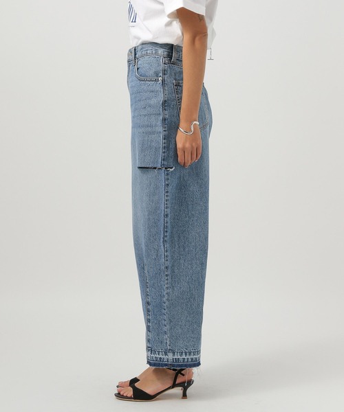 BAYFLOW（ベイフロー）の「[ウエストゴム仕様でノンストレス]アソートカーブデニム（デニムパンツ・レディース・ライトブルー/サックスブルー/インディゴブルー・SMALL/MEDIUM/LARGE）」の18枚目の写真