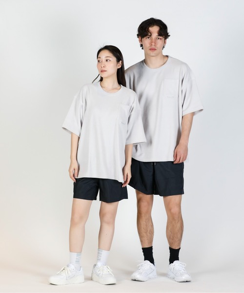 UNDER ARMOUR(アンダーアーマー)の「UAパイル ショートスリーブ Tシャツ(ライフスタイル/メンズ)(Tシャツ/カットソー・メンズ・ベージュ・XL/S/L/2XL/M)」の9枚目の写真