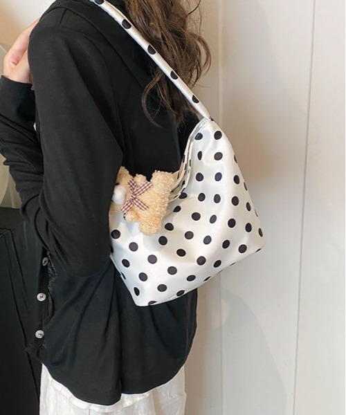WEGO（ウィゴー）の「WEGO/ドット柄ワンハンドバッグ（ハンドバッグ・レディース・ホワイト/レッド/ブラック・FREE）」の7枚目の写真