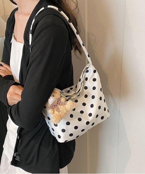 WEGO（ウィゴー）の「WEGO/ドット柄ワンハンドバッグ（ハンドバッグ・レディース・ホワイト/レッド/ブラック・FREE）」の9枚目の写真