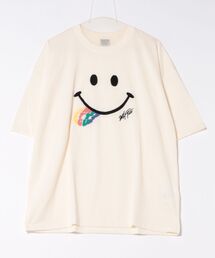 SMILEY FACE（スマイリーフェイス）の「(GV)SMILEY FACE サガラ刺繍 オーバーサイズTシャツ　UVカット＆COOL&DRY（Tシャツ/カットソー・メンズ）」