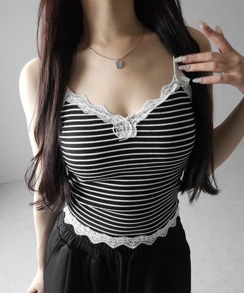 me+em select(ミームセレクト)の「※※【 3color 】バイカラーレースクロップドリブキャミソール / bicolor lace cropped rib camisole(キャミソール・レディース・ブラック系1/グレー/ブラック・FREE)」の22枚目の写真